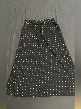 Old Navy Black Midi Skirt with White Polka Dots